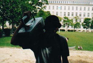 Michi mit Radio