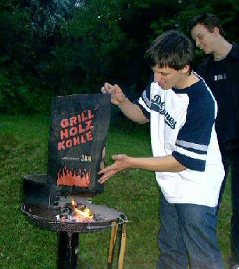 Nachlegen am Grill