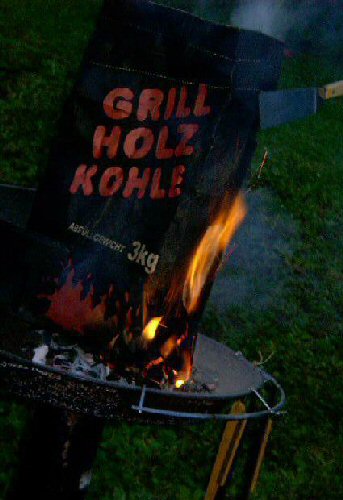 Kohle f�ngt Feuer